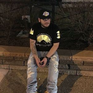 Meet your Posher, Efrain